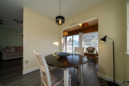 Office / Den Photo of 14206 20 Avenue, Surrey, BC
