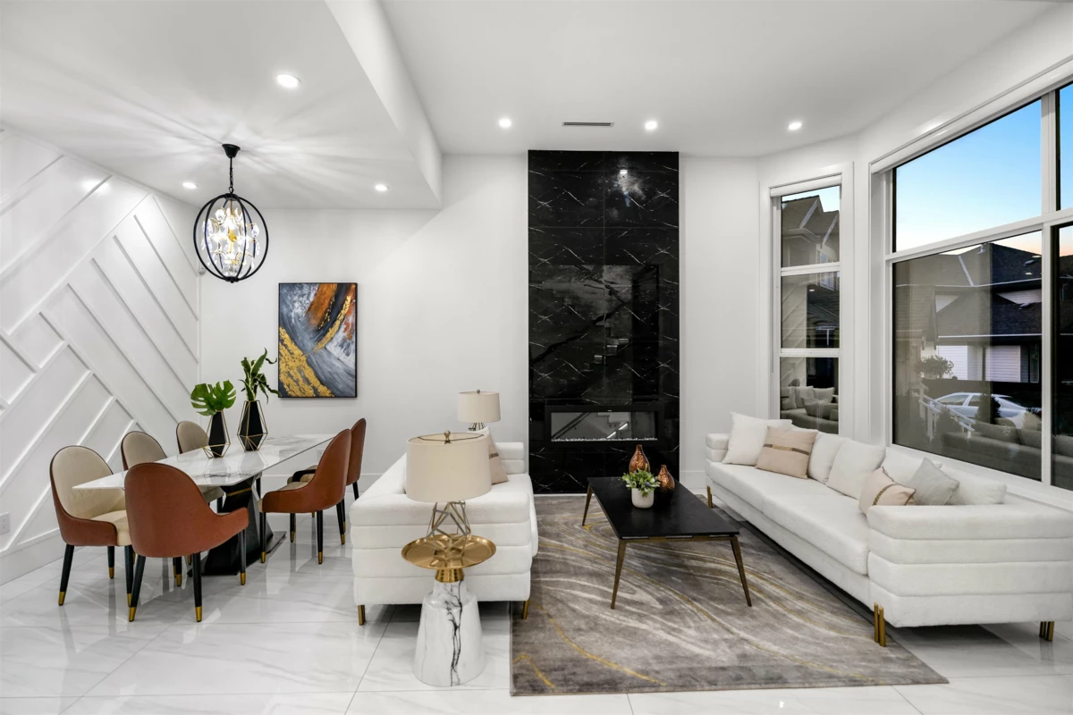 Family Room Photo of 18446 68a Avenue, Surrey, BC