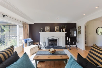 Breakfast Nook Photo of 14735 109a Avenue, Surrey, BC