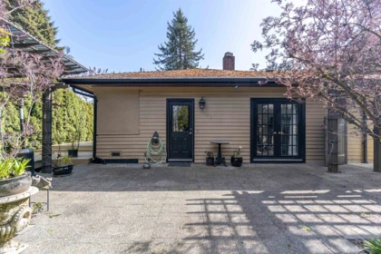 Garden / Landscaping Photo of 14735 109a Avenue, Surrey, BC