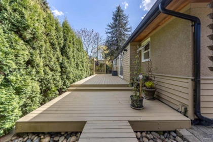 Outdoor Kitchen Photo of 14735 109a Avenue, Surrey, BC