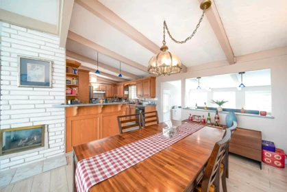 Breakfast Nook Photo of 122 Graham Drive, Delta, BC