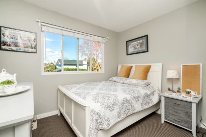 Basement Recreation Room Photo of 17254 62a Avenue, Surrey, BC