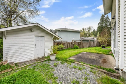Mudroom Photo of 22136 River Bend, Maple Ridge, BC