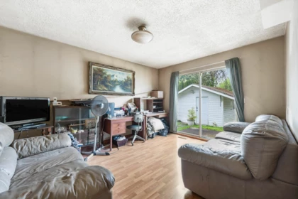 Primary Bathroom Photo of 22136 River Bend, Maple Ridge, BC