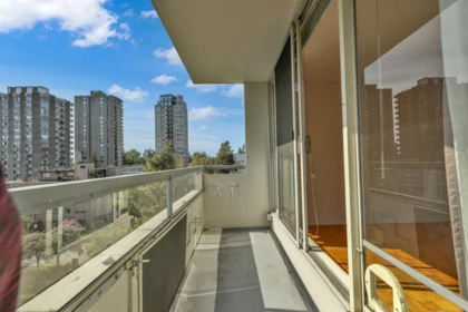 Entry Foyer Photo of 603 1967 Barclay Street, Vancouver, BC