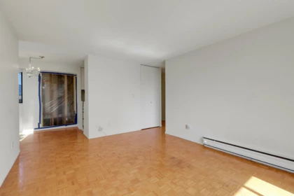 Walk-In Closet Photo of 603 1967 Barclay Street, Vancouver, BC
