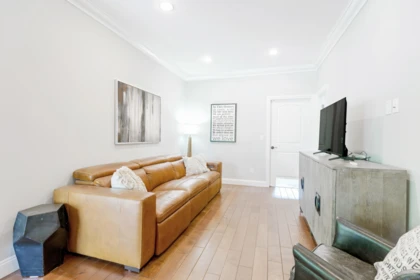 Hallway Photo of 8091 232 Street, Langley, BC