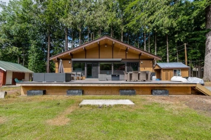 1680 Columbia Valley Road, Lindell Beach, BC, Lindell Beach — Single Family Residence for sale