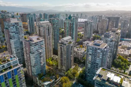 Outdoor Patio Photo of 1507 989 Richards Street, Vancouver, BC