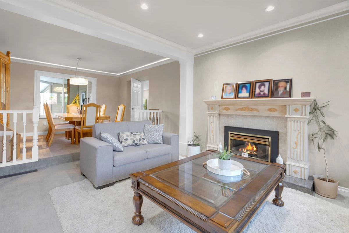 Family Room Photo of 7461 123 Street, Surrey, BC