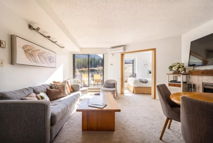 303 4280 Mountain Square, Whistler, BC, Whistler — Apartment/Condo for sale