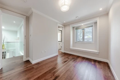 Entry Foyer Photo of 8520 Fairfax Crescent, Richmond, BC
