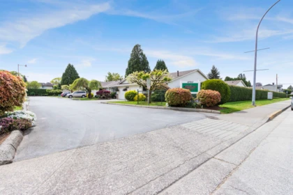 Outdoor Patio Photo of 19 18960 Advent Road, Pitt Meadows, BC