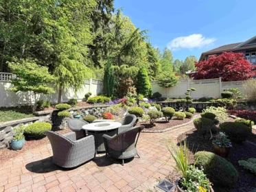 Swimming Pool Photo of 7533 Curtis Street, Burnaby, BC