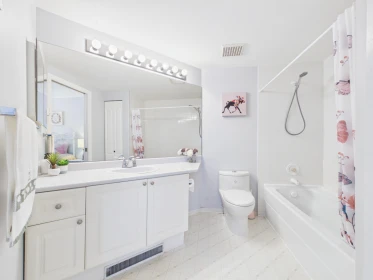 Primary Bathroom Photo of 221 8880 Jones Road, Richmond, BC