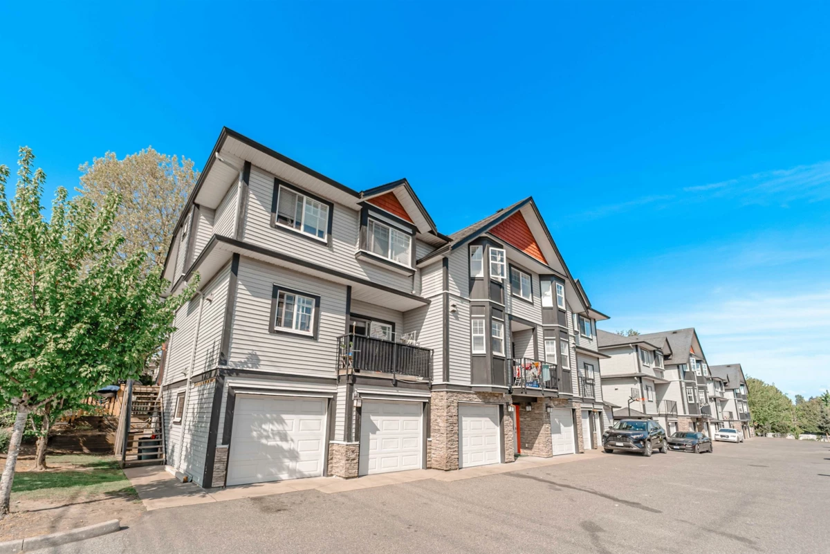 Exterior Rear Photo of 2 31235 Upper Maclure Road, Abbotsford, BC