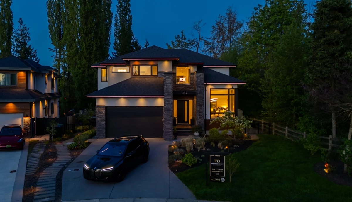 Family Room Photo of 3172 167 Street, Surrey, BC