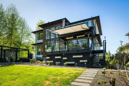 Front Yard Photo of 3172 167 Street, Surrey, BC