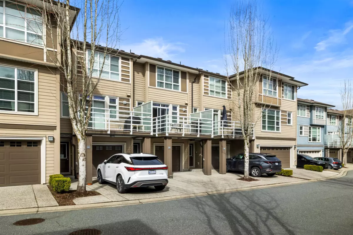 Exterior Rear Photo of 40 15405 31 Avenue, Surrey, BC