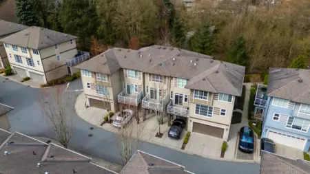 Backyard Photo of 40 15405 31 Avenue, Surrey, BC