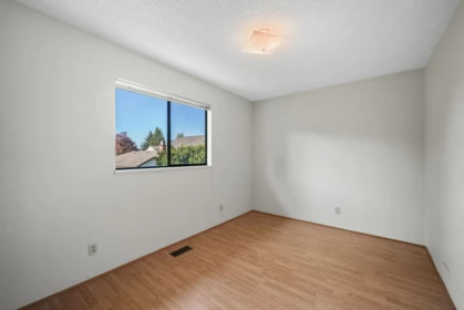 Basement Recreation Room Photo of 19661 50a Avenue, Langley, BC