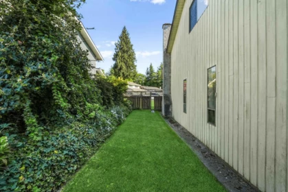 Swimming Pool Photo of 19661 50a Avenue, Langley, BC