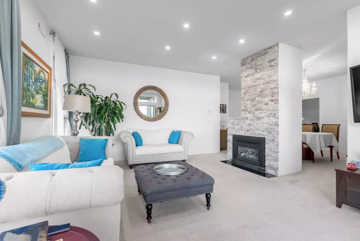 Dining Area Photo of 221 12873 Railway Avenue, Richmond, BC