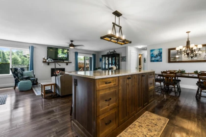 Breakfast Nook Photo of 6352 Golf Road, Agassiz, BC