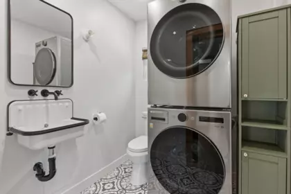 Guest Bathroom Photo of 38139 Clarke Drive, Squamish, BC