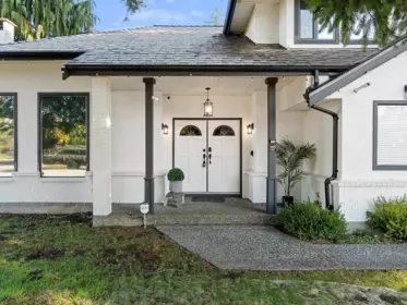 Garden / Landscaping Photo of 8042 197 Street, Langley, BC