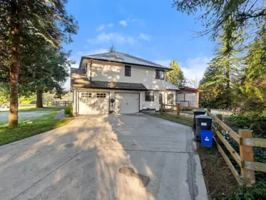 Hot Tub / Spa Photo of 8042 197 Street, Langley, BC