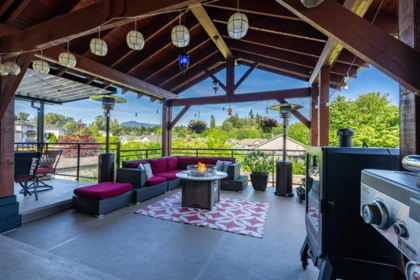 Backyard Photo of 11656 Creekside Street, Maple Ridge, BC
