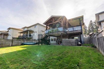 Front Yard Photo of 11656 Creekside Street, Maple Ridge, BC