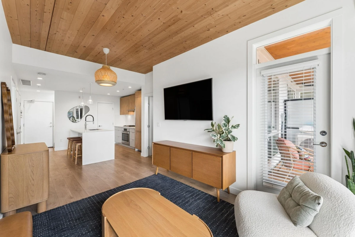 Family Room Photo of 603 108 E 8th Street, North Vancouver, BC
