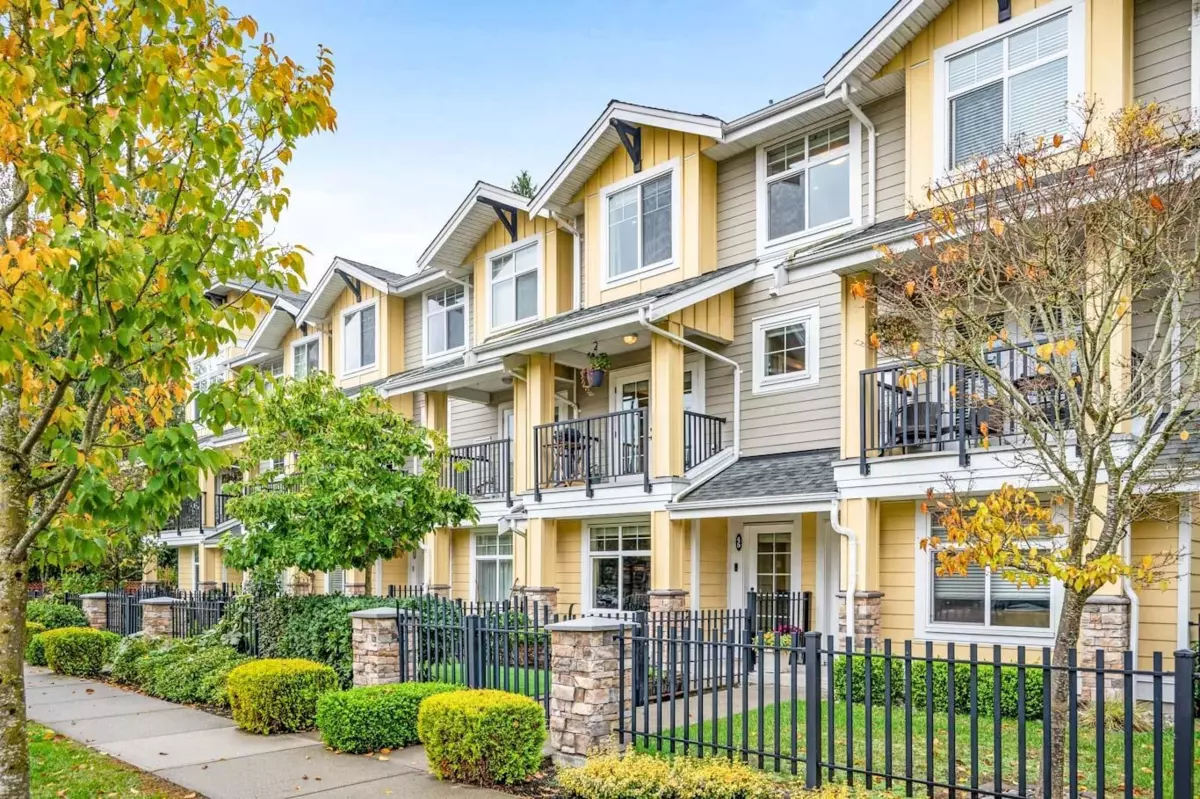 Family Room Photo of 45 17171 2b Avenue, Surrey, BC