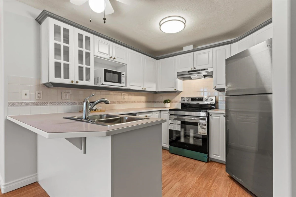 Dining Area Photo of 1201 8485 Young Road, Chilliwack, BC