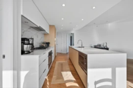807 1500 Fern Street, North Vancouver, BC