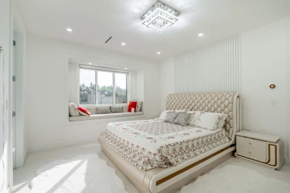 Basement Recreation Room Photo of 16577 29a Avenue, Surrey, BC