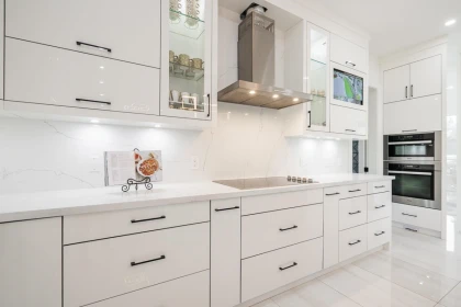 Breakfast Nook Photo of 16577 29a Avenue, Surrey, BC