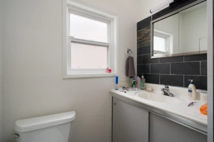 Powder Room Photo of 2066 E 23rd Avenue, Vancouver, BC