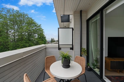Bedroom 4 Photo of 201 650 E 2nd Street, North Vancouver, BC