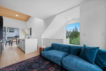 Kitchen Island Photo of 201 650 E 2nd Street, North Vancouver, BC