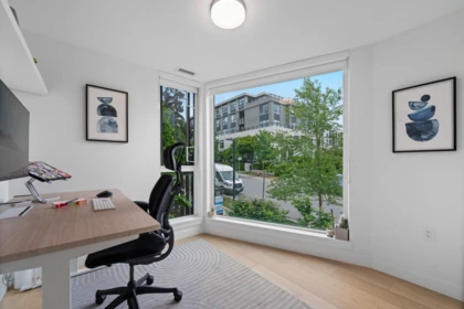 Outdoor Patio Photo of 201 650 E 2nd Street, North Vancouver, BC