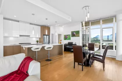 Breakfast Nook Photo of 4101 3080 Lincoln Avenue, Coquitlam, BC
