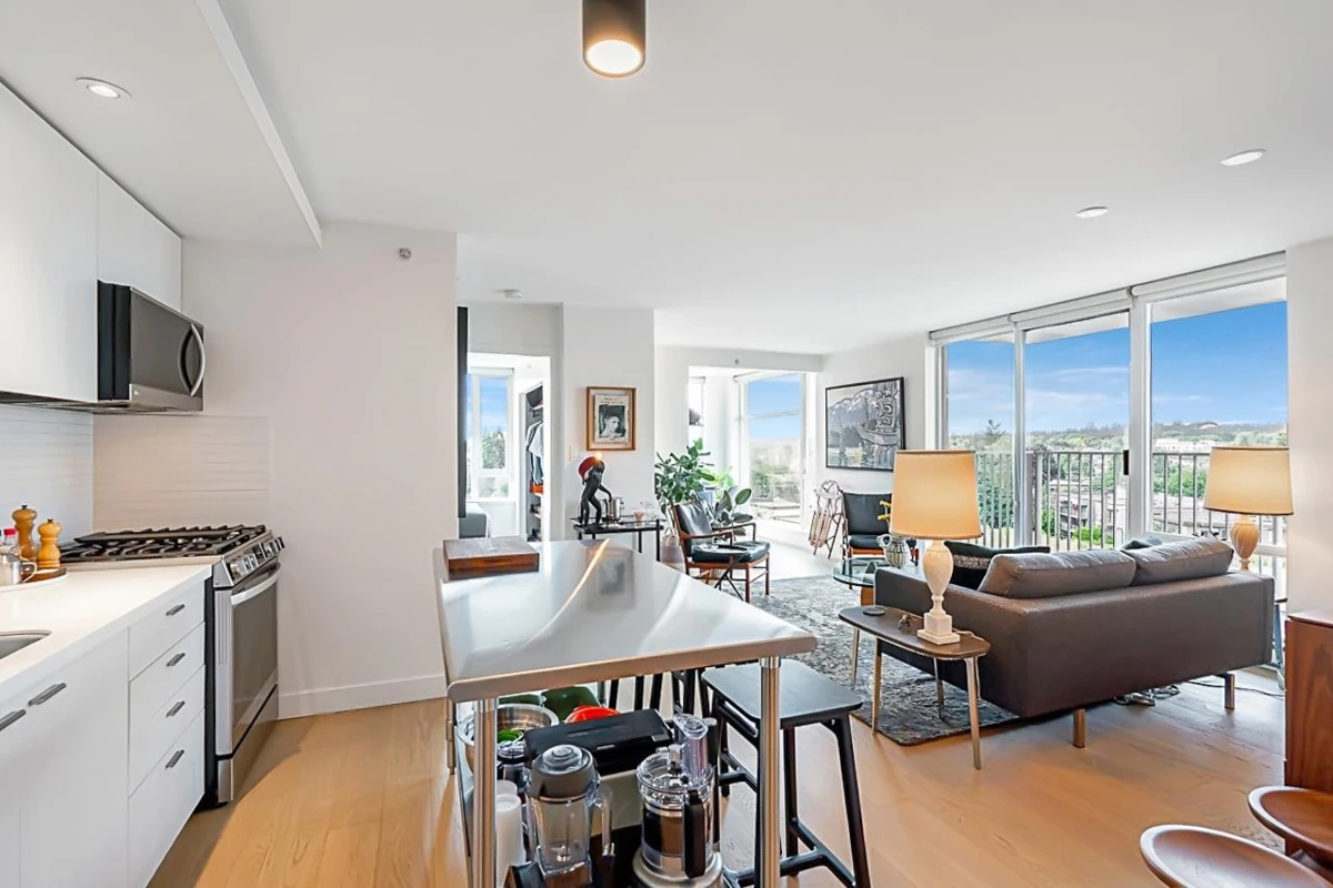Family Room Photo of 905 328 E 11th Avenue, Vancouver, BC