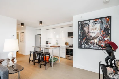 Kitchen Photo of 905 328 E 11th Avenue, Vancouver, BC