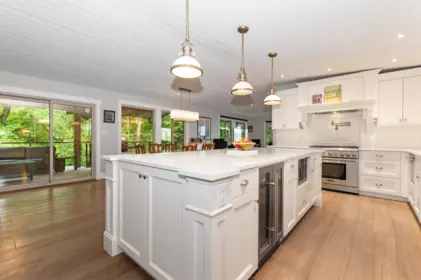 Kitchen Photo of 42934 Old Orchard Road, Chilliwack, BC