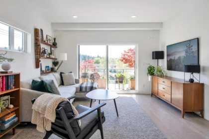 Kitchen Photo of 301 2345 Rindall Avenue, Port Coquitlam, BC