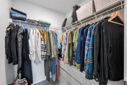 Laundry Room Photo of 301 2345 Rindall Avenue, Port Coquitlam, BC